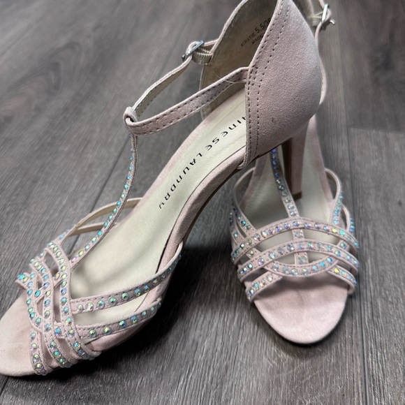 🌿10/$10🌿Chinese Laundry Heels - Picture 4 of 7